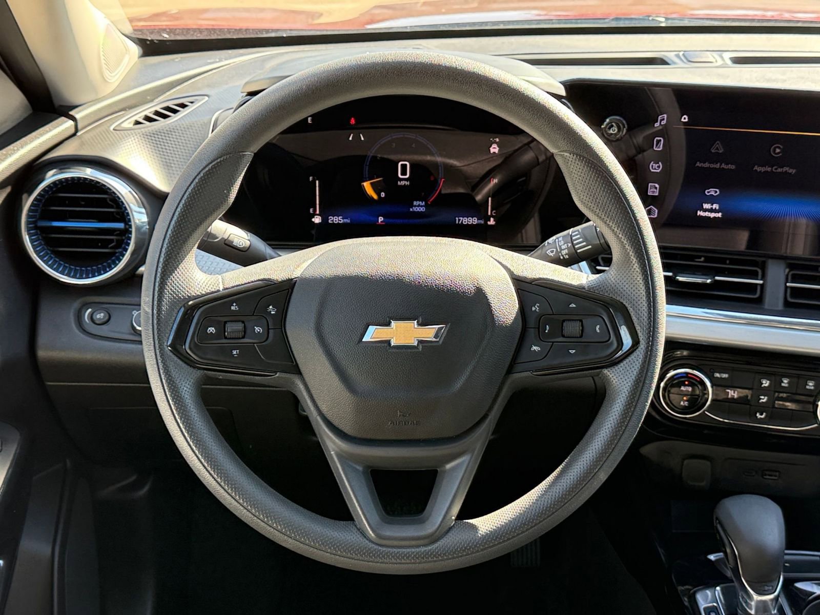 Thumbnail: 2025 Chevrolet Trax - 28