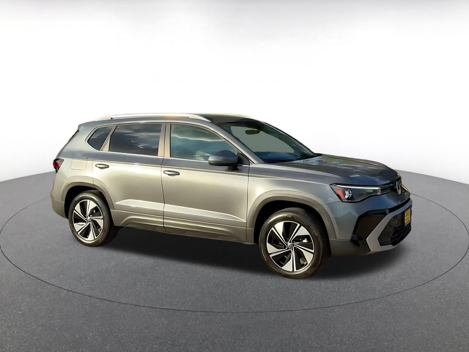 Thumbnail: 2026 Volkswagen Taos - 2