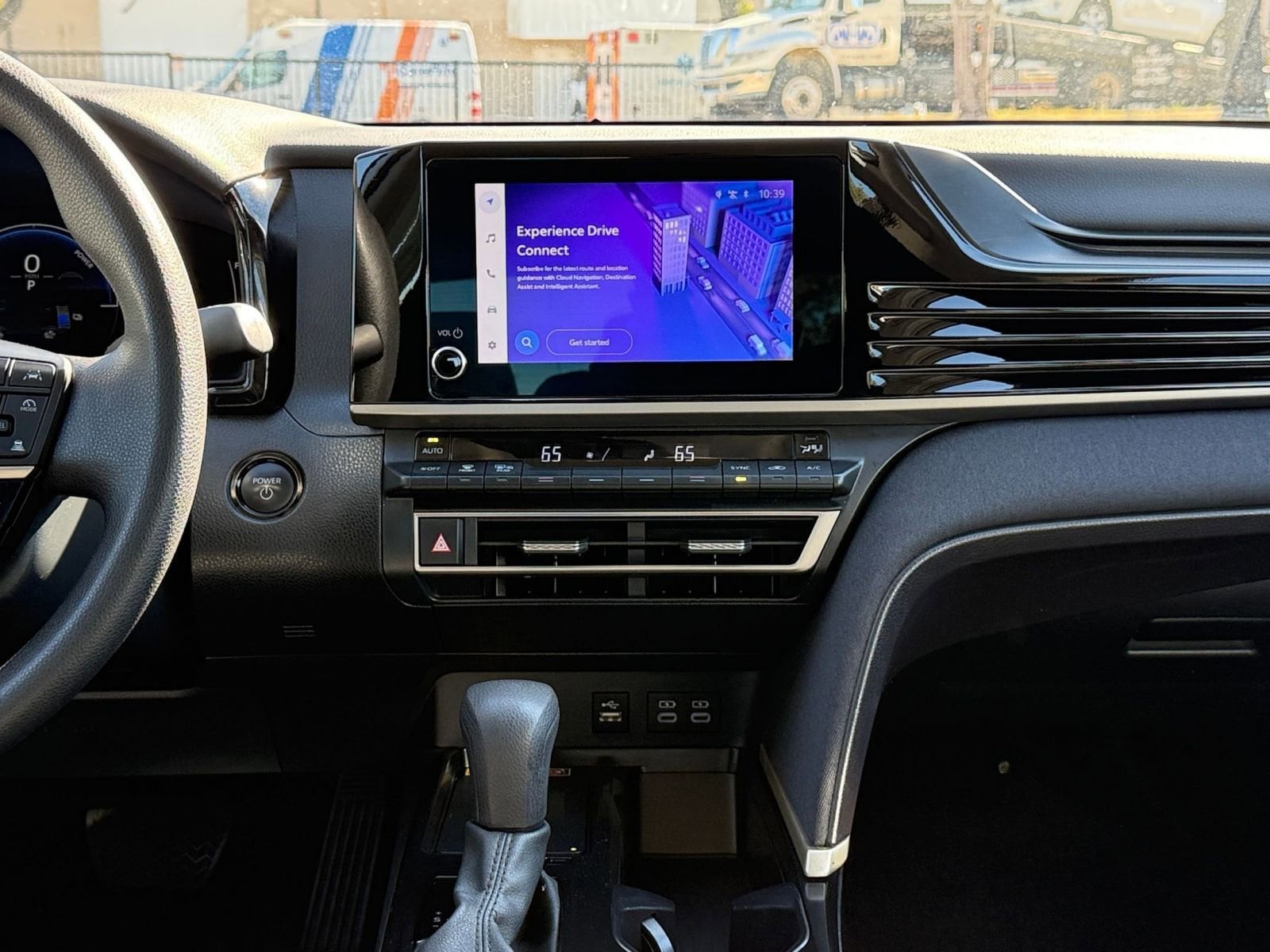 Thumbnail: 2025 Toyota Camry - 18