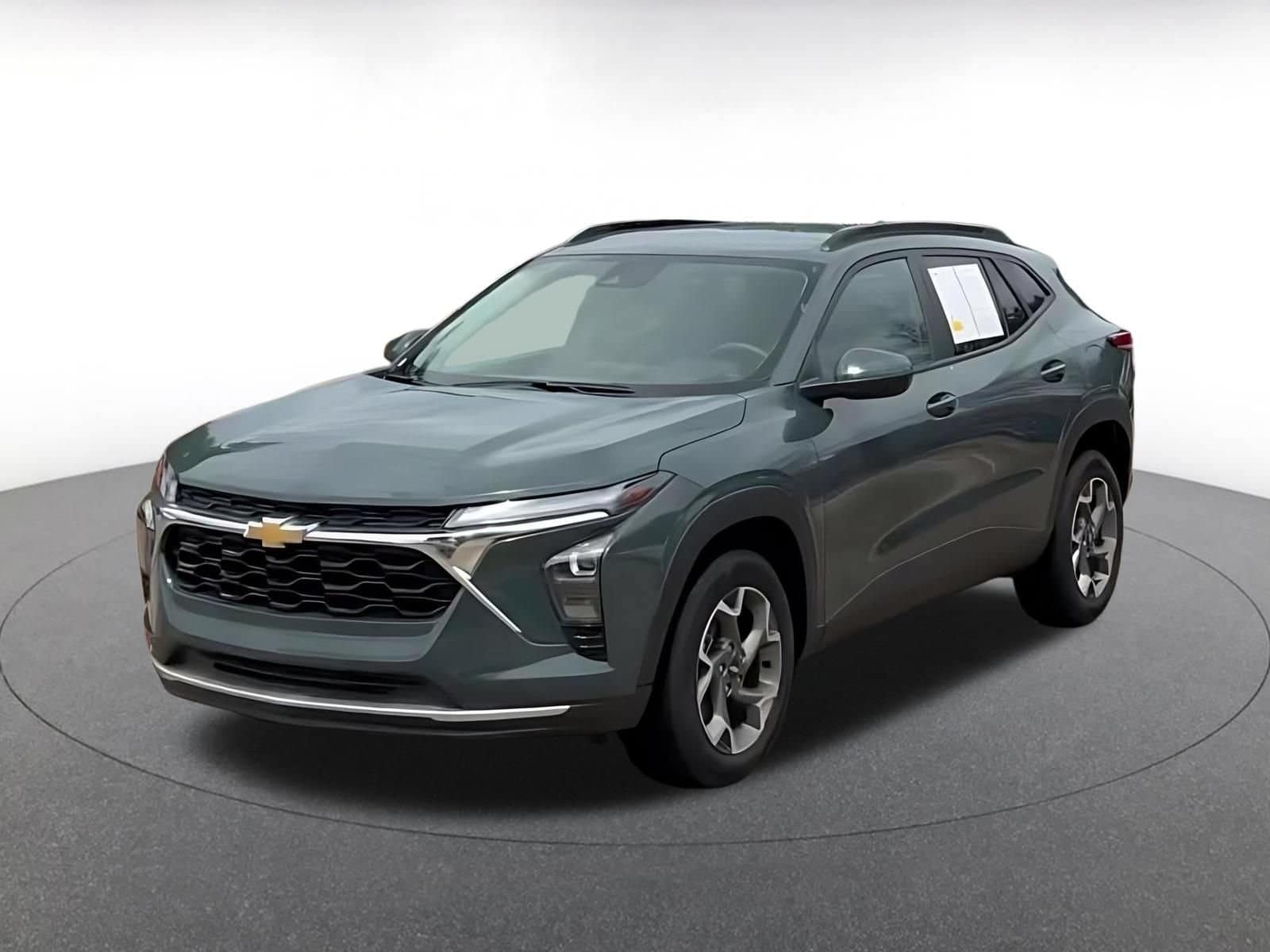 Thumbnail: 2025 Chevrolet Trax - 7