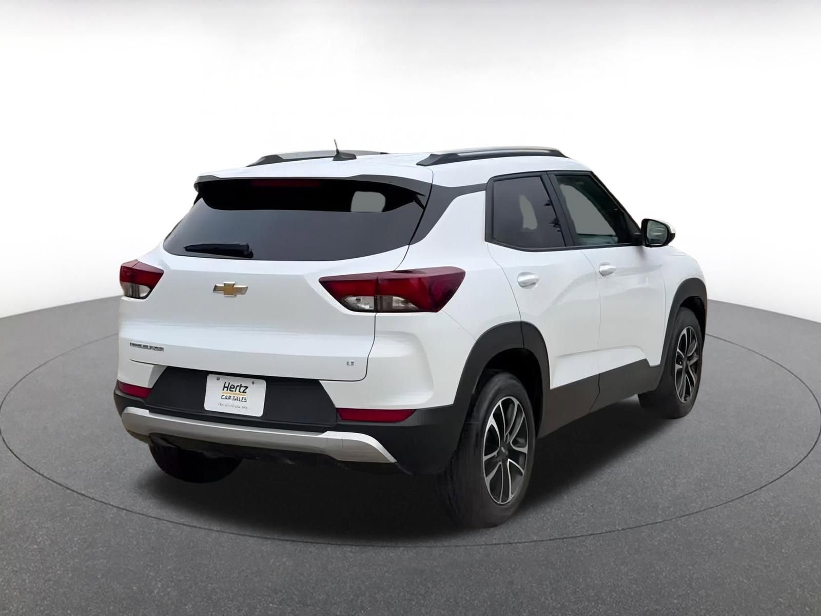 Thumbnail: 2025 Chevrolet TrailBlazer - 14