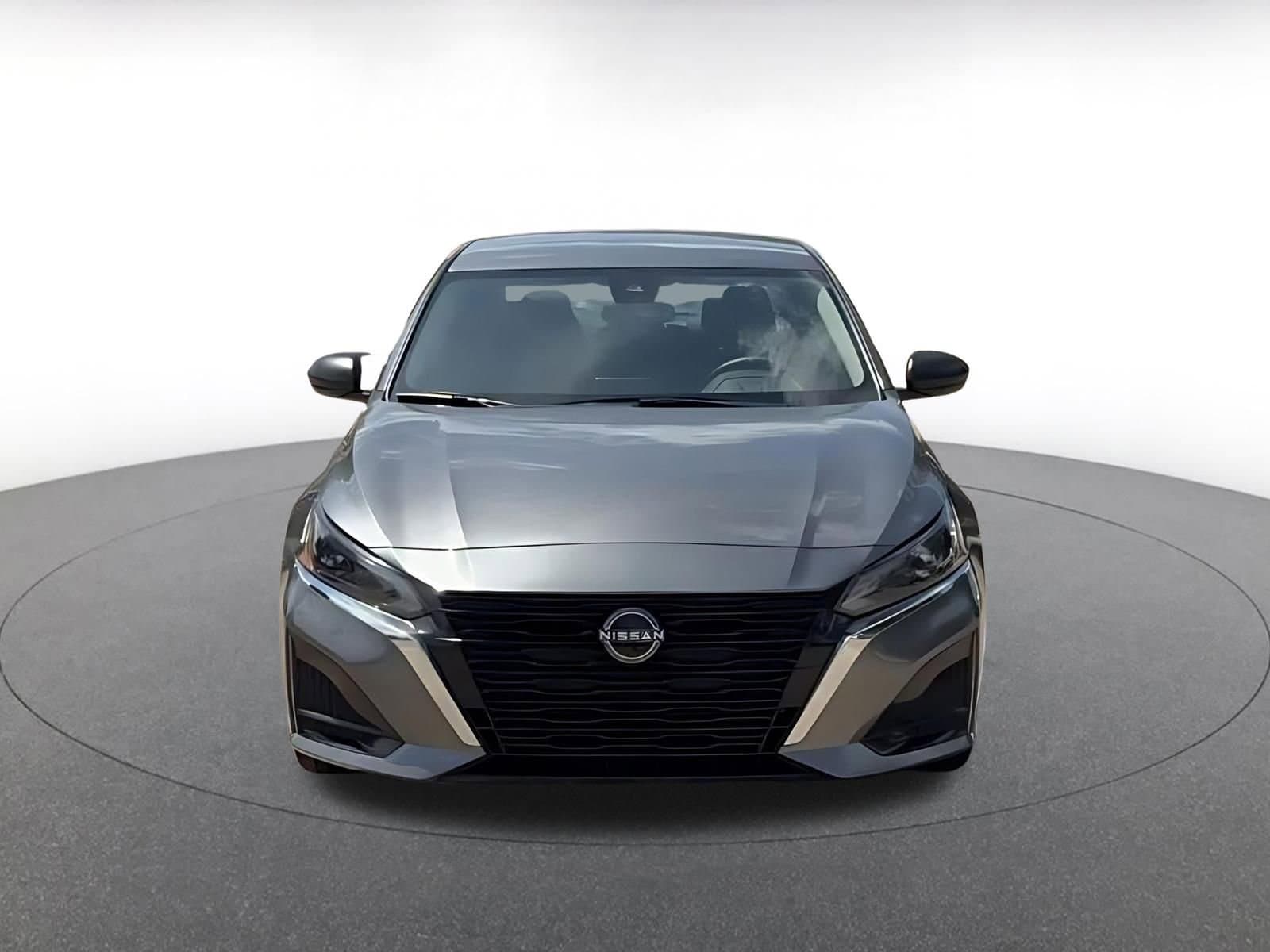 Thumbnail: 2025 Nissan Altima - 4