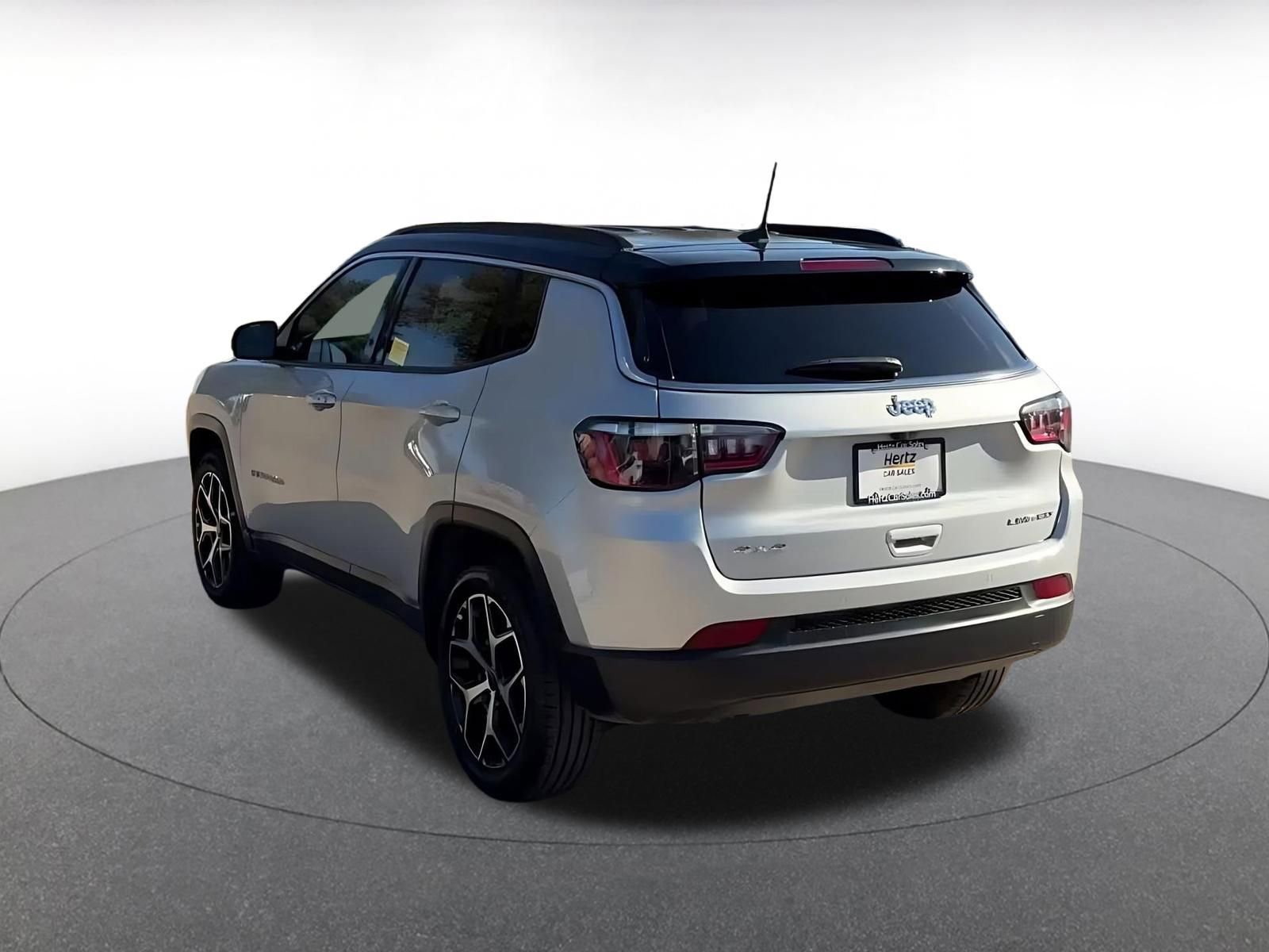 Thumbnail: 2025 Jeep Compass - 11