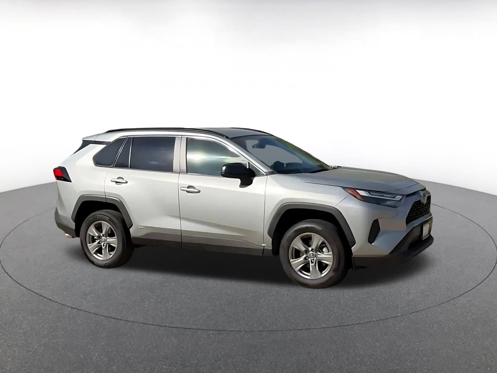Thumbnail: 2025 Toyota RAV4 - 2
