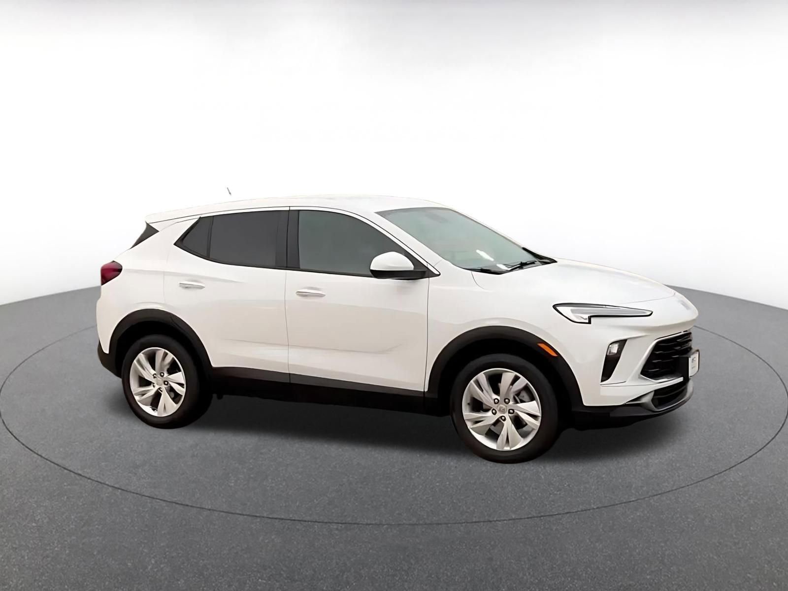 Thumbnail: 2025 Buick Encore GX - 2