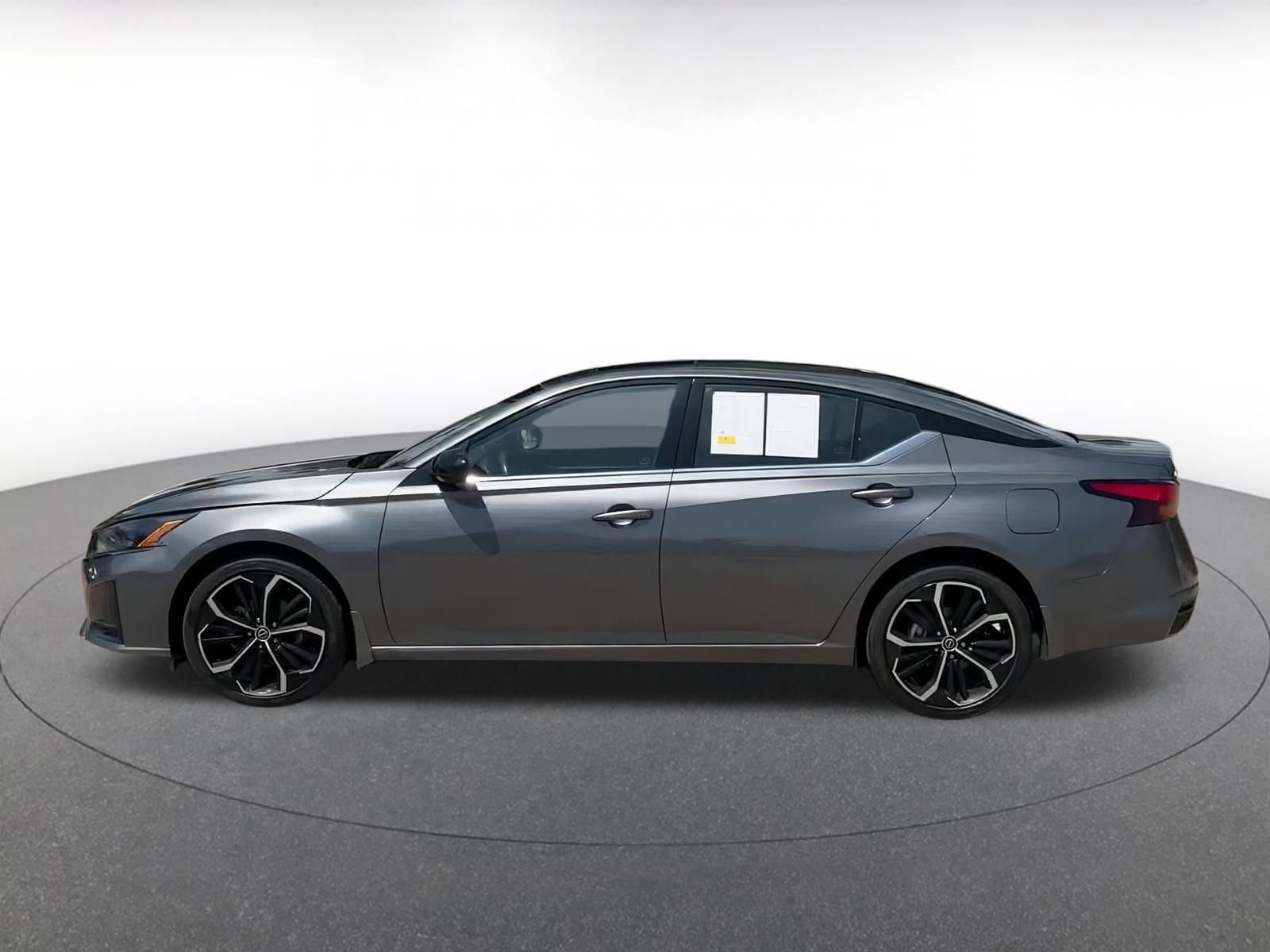 Thumbnail: 2024 Nissan Altima - 9