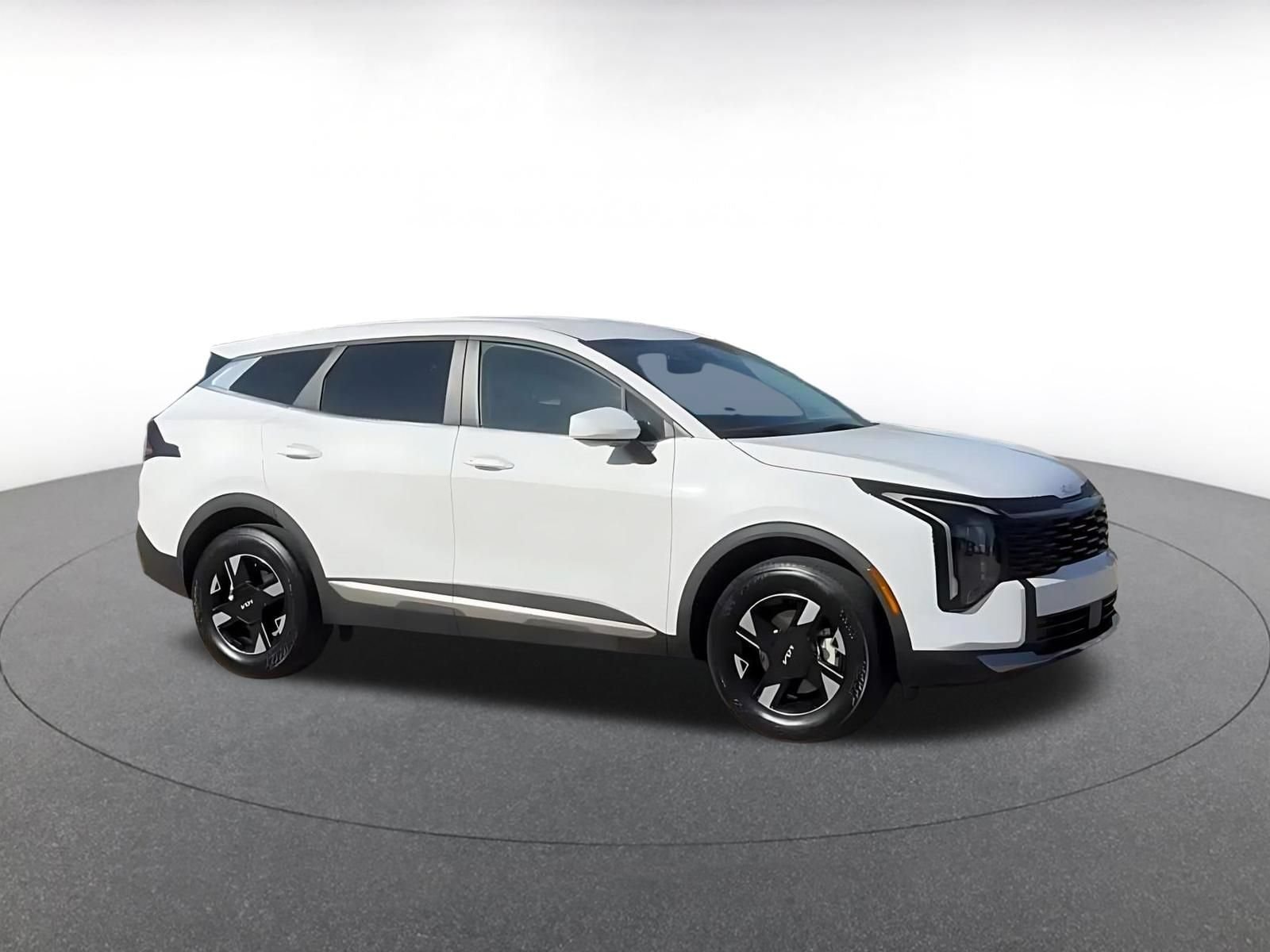 Thumbnail: 2026 Kia Sportage - 2