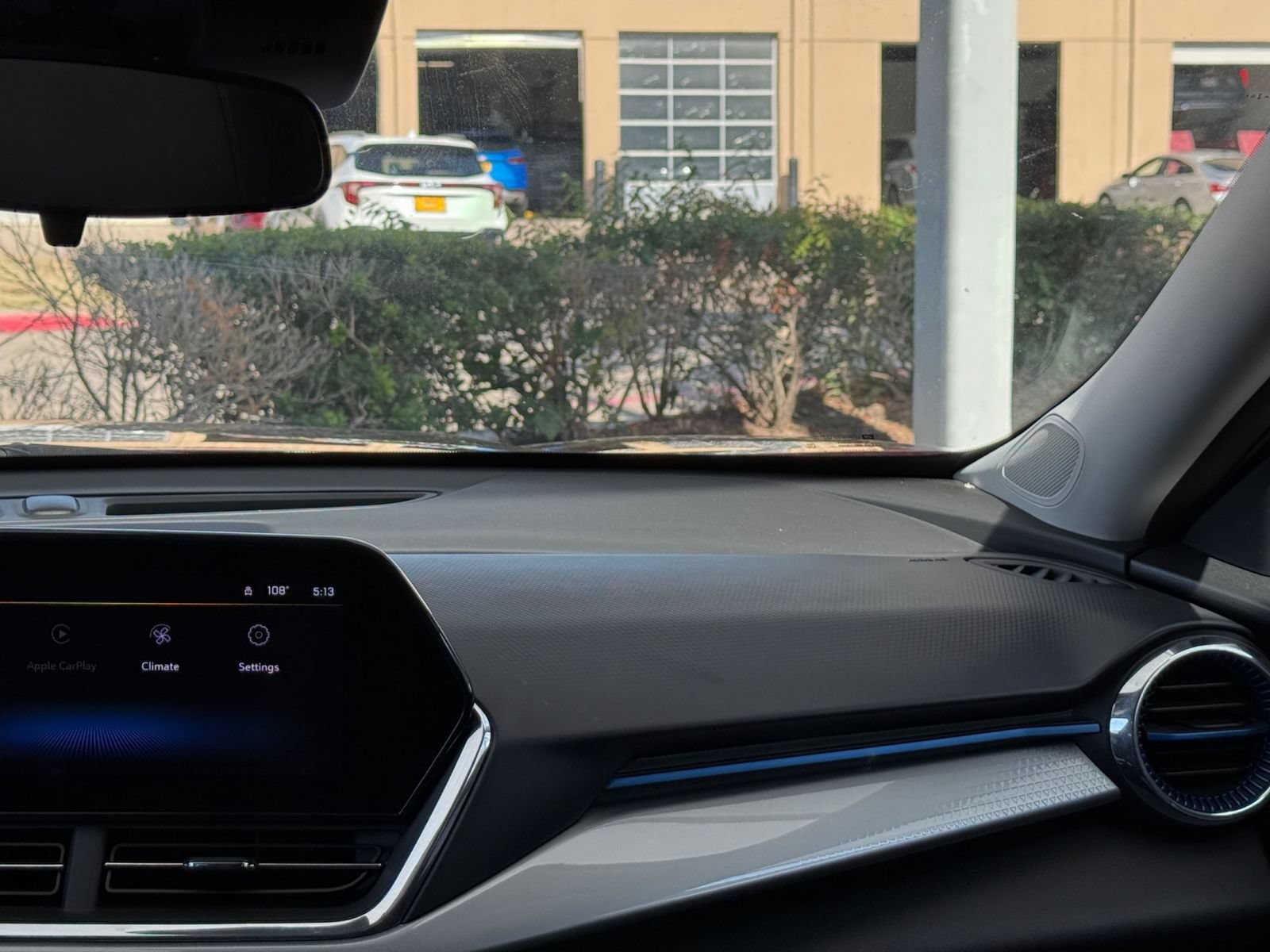 Thumbnail: 2025 Chevrolet Trax - 30