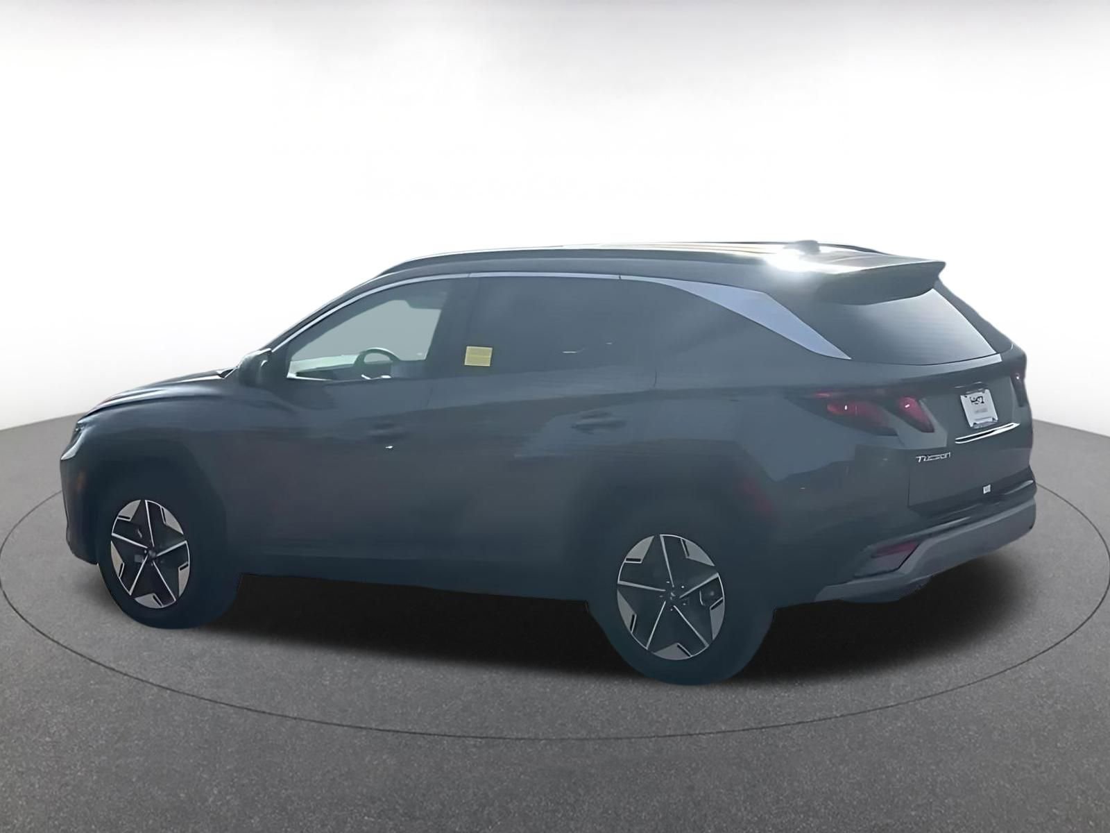 Thumbnail: 2025 Hyundai Tucson - 10