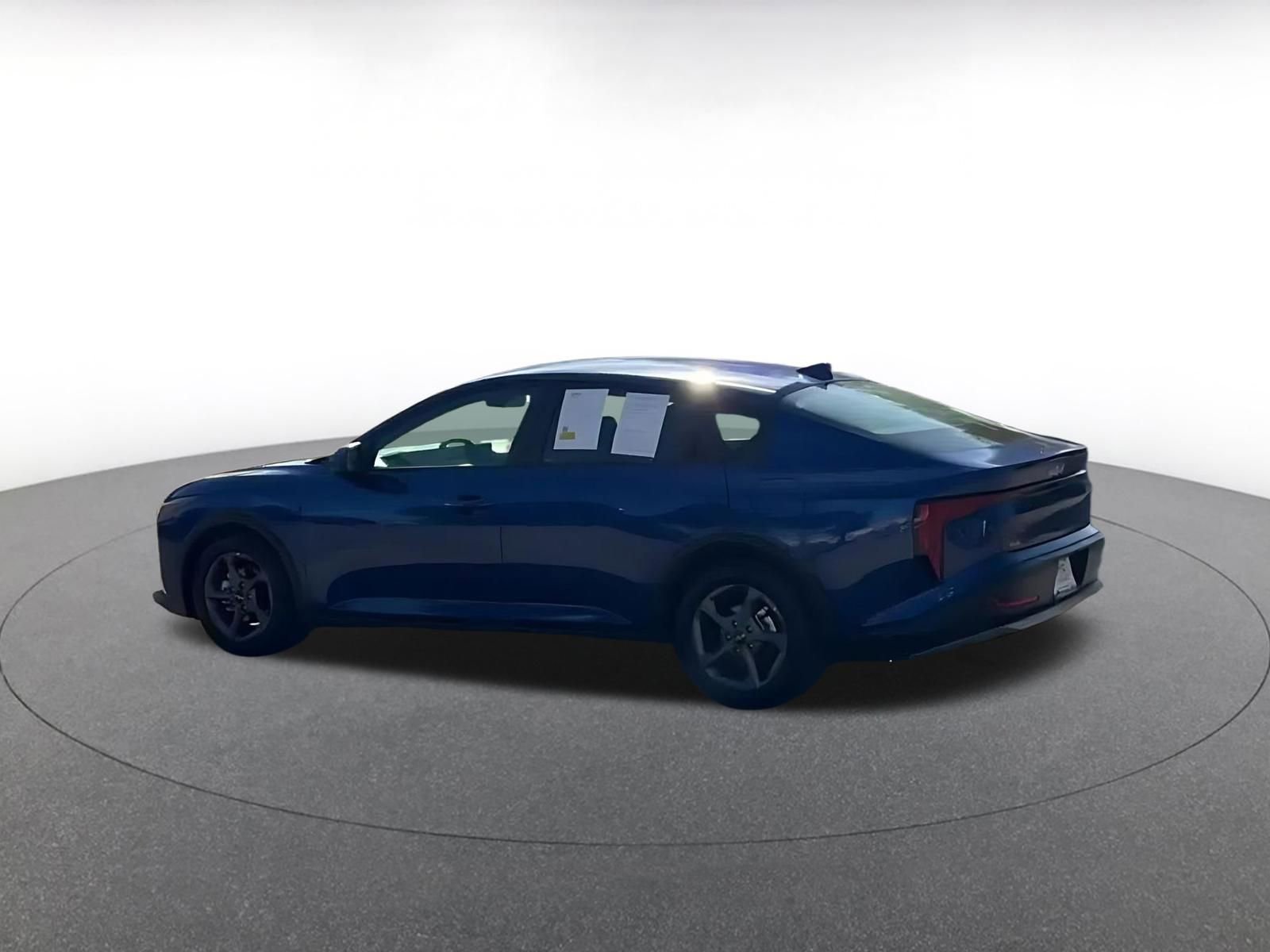 Thumbnail: 2025 Kia K4 - 10