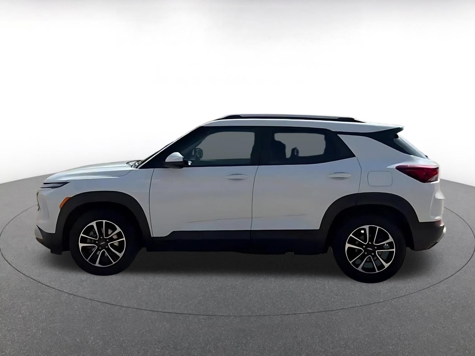 Thumbnail: 2025 Chevrolet TrailBlazer - 8