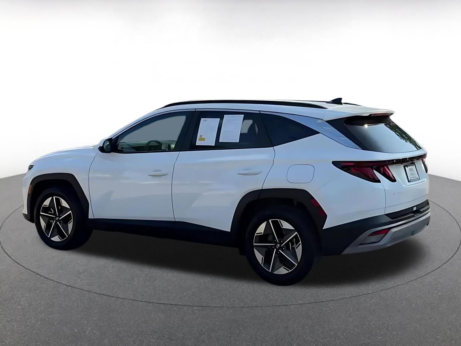 Thumbnail: 2025 Hyundai Tucson - 10