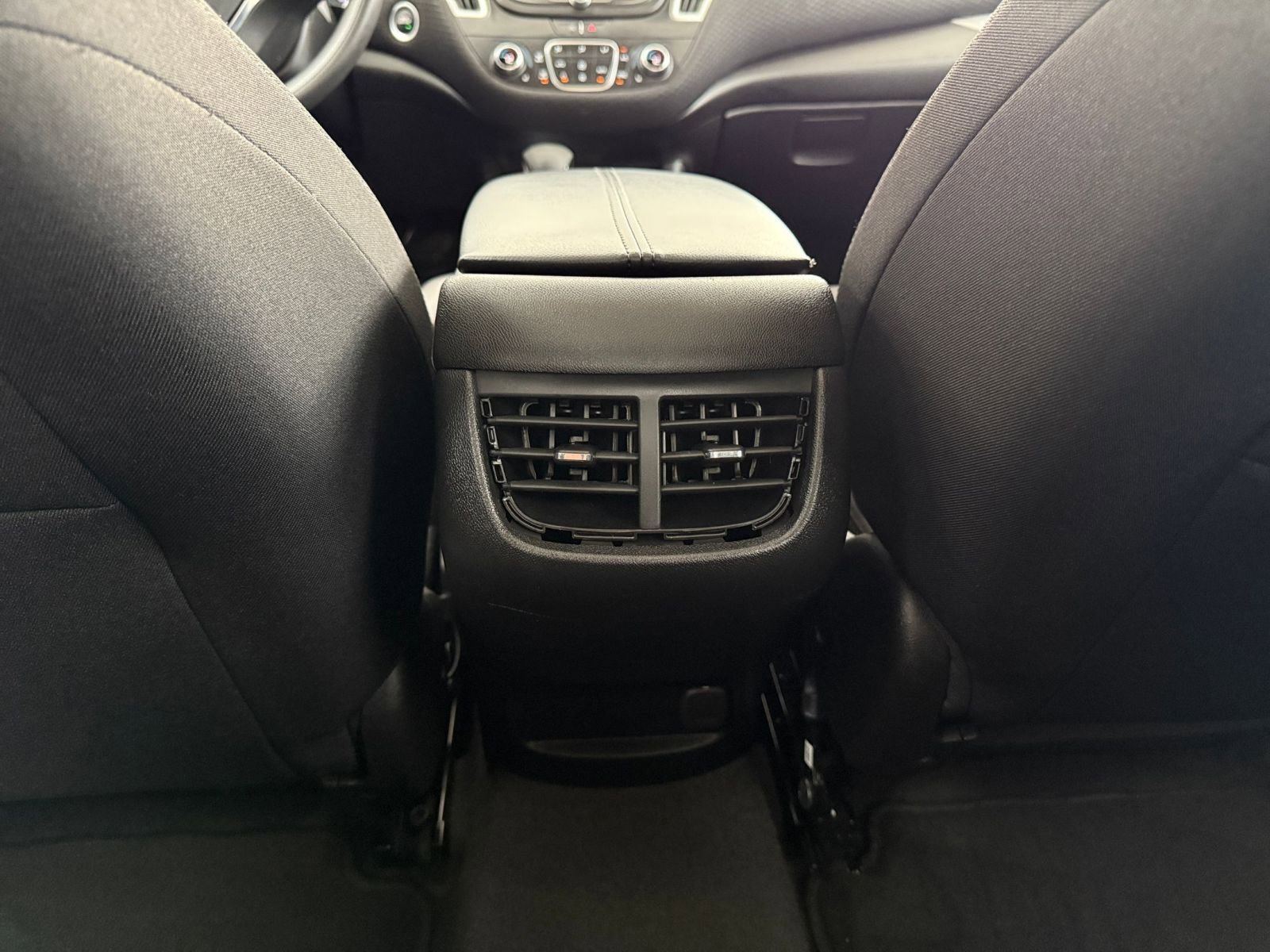 Thumbnail: 2024 Chevrolet Malibu - 24