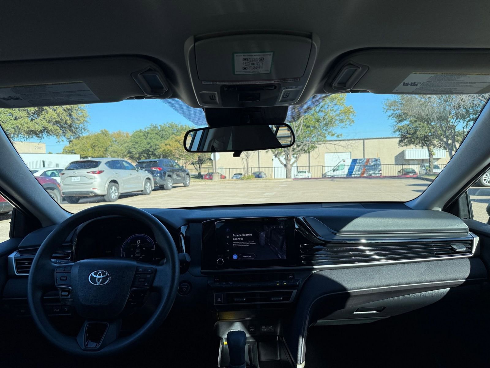 Thumbnail: 2025 Toyota Camry - 33