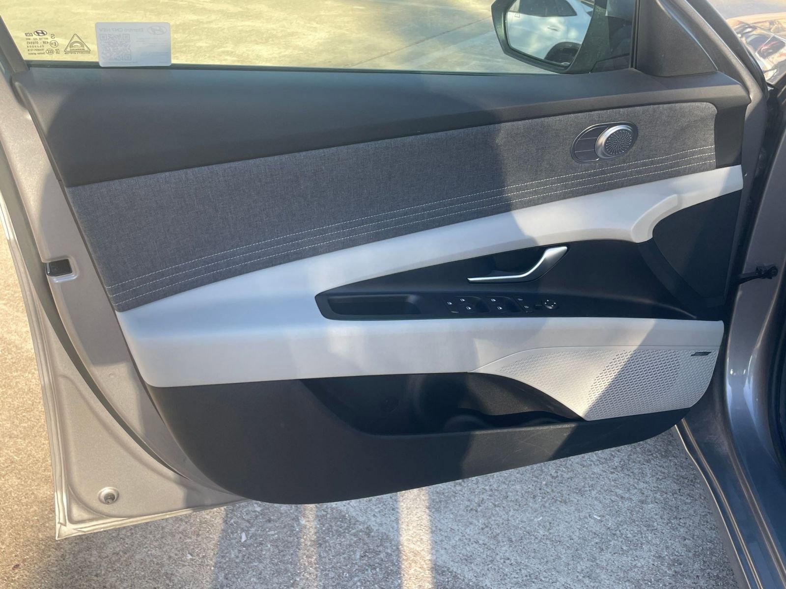 Thumbnail: 2025 Hyundai Elantra - 20