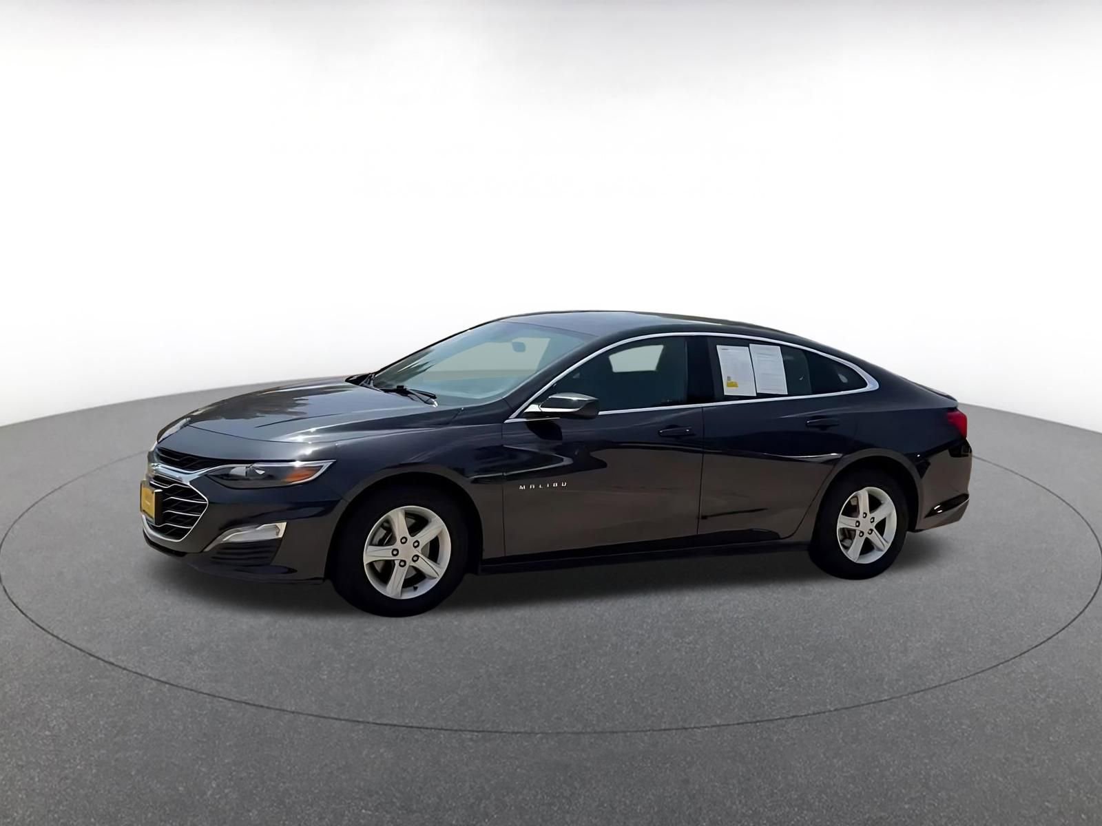 Thumbnail: 2023 Chevrolet Malibu - 8