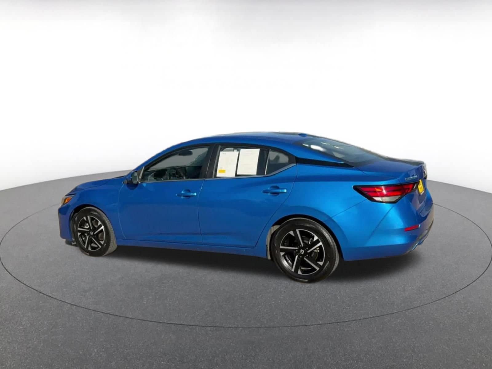 Thumbnail: 2025 Nissan Sentra - 9