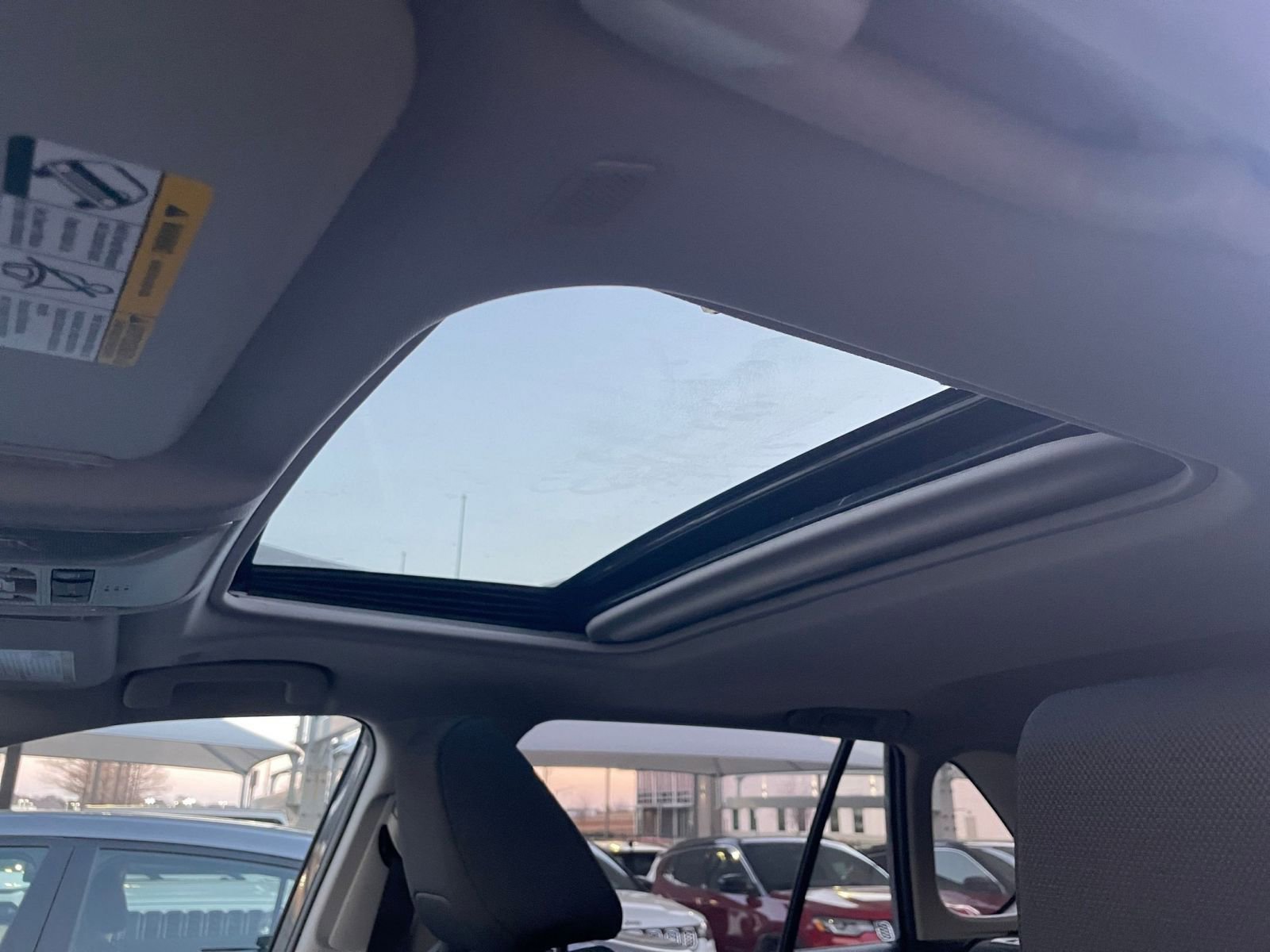 Thumbnail: 2025 Toyota RAV4 - 32