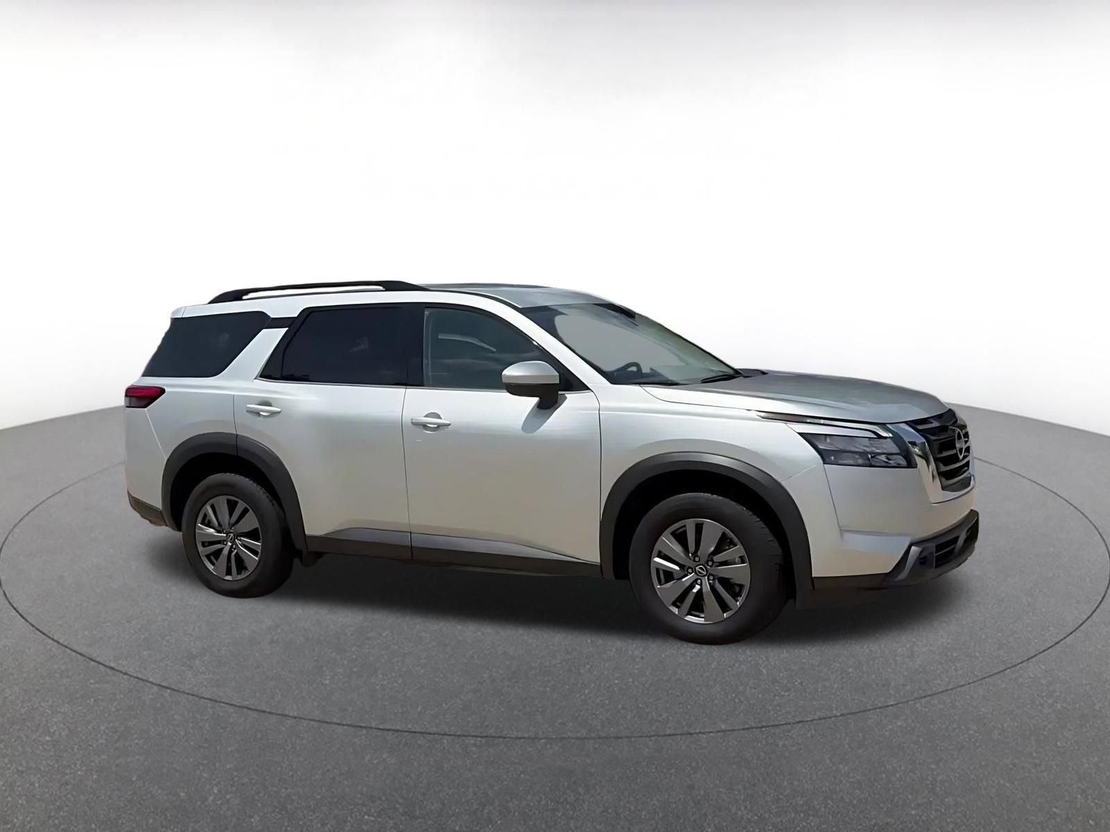 Thumbnail: 2025 Nissan Pathfinder - 2