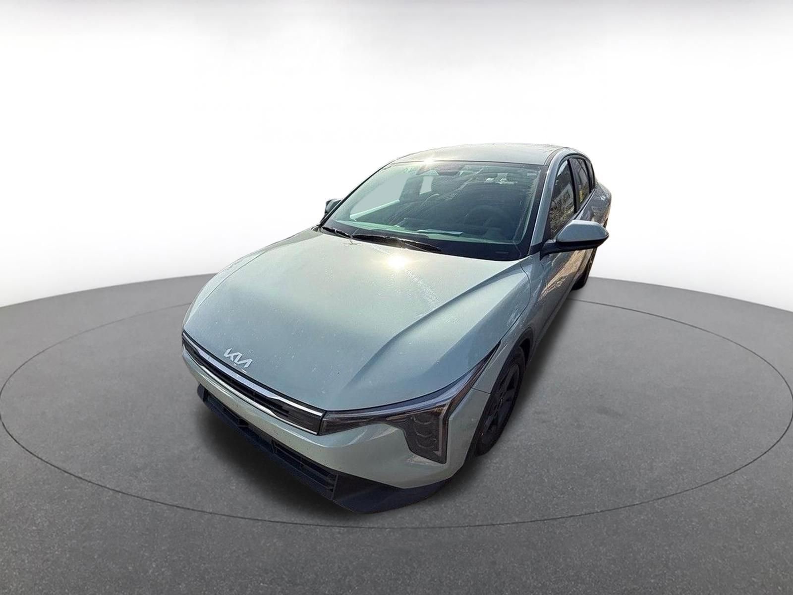 Thumbnail: 2025 Kia K4 - 3