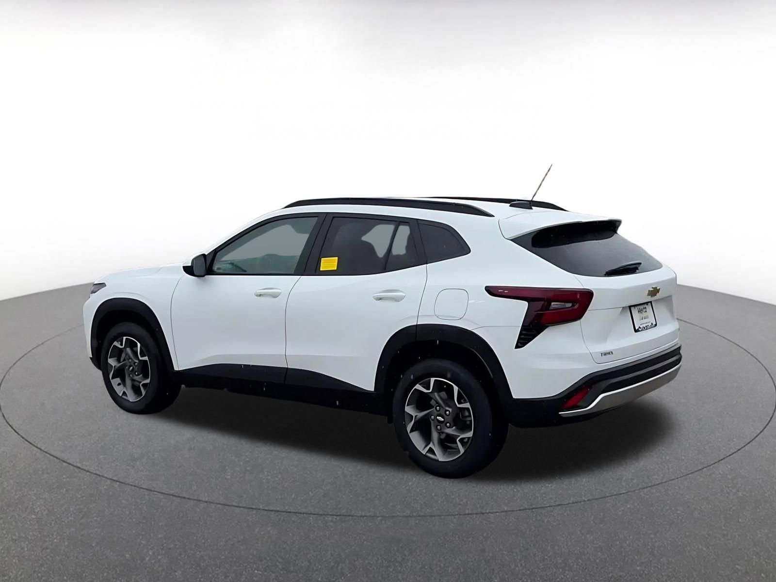 Thumbnail: 2025 Chevrolet Trax - 10