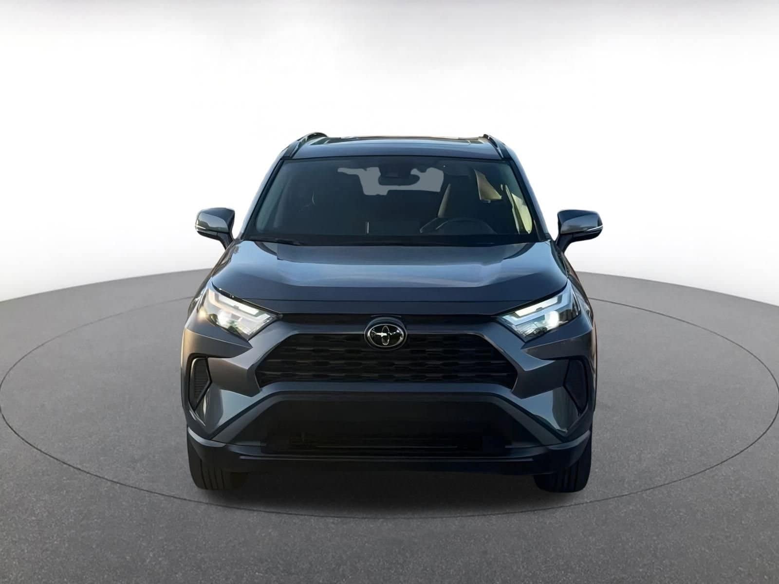 Thumbnail: 2025 Toyota RAV4 - 4