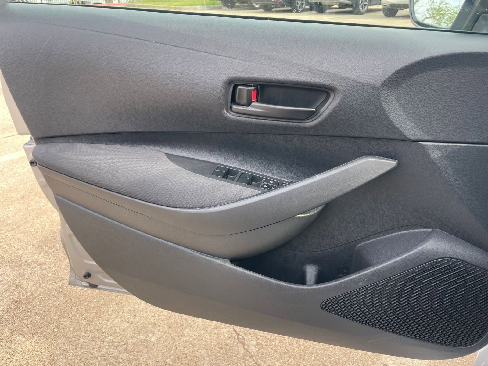 Thumbnail: 2025 Toyota Corolla - 18