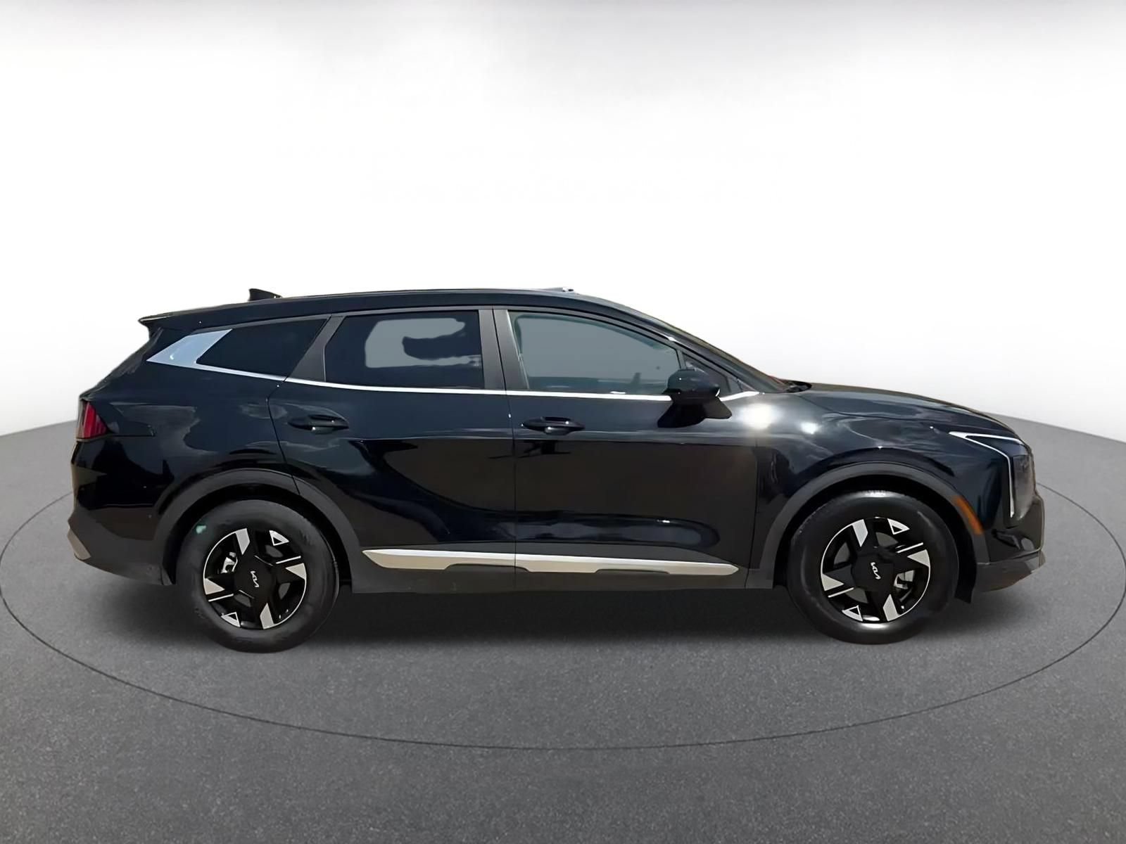 Thumbnail: 2026 Kia Sportage - 15
