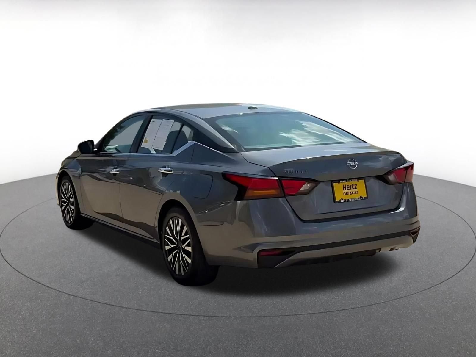 Thumbnail: 2025 Nissan Altima - 10