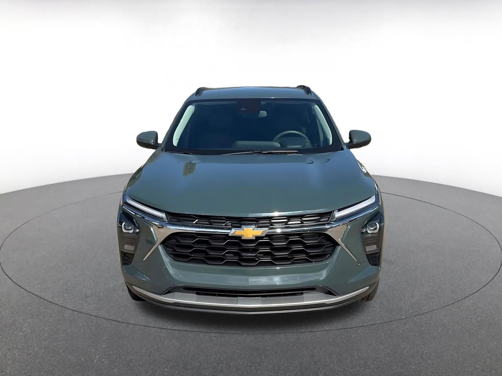 Thumbnail: 2025 Chevrolet Trax - 4