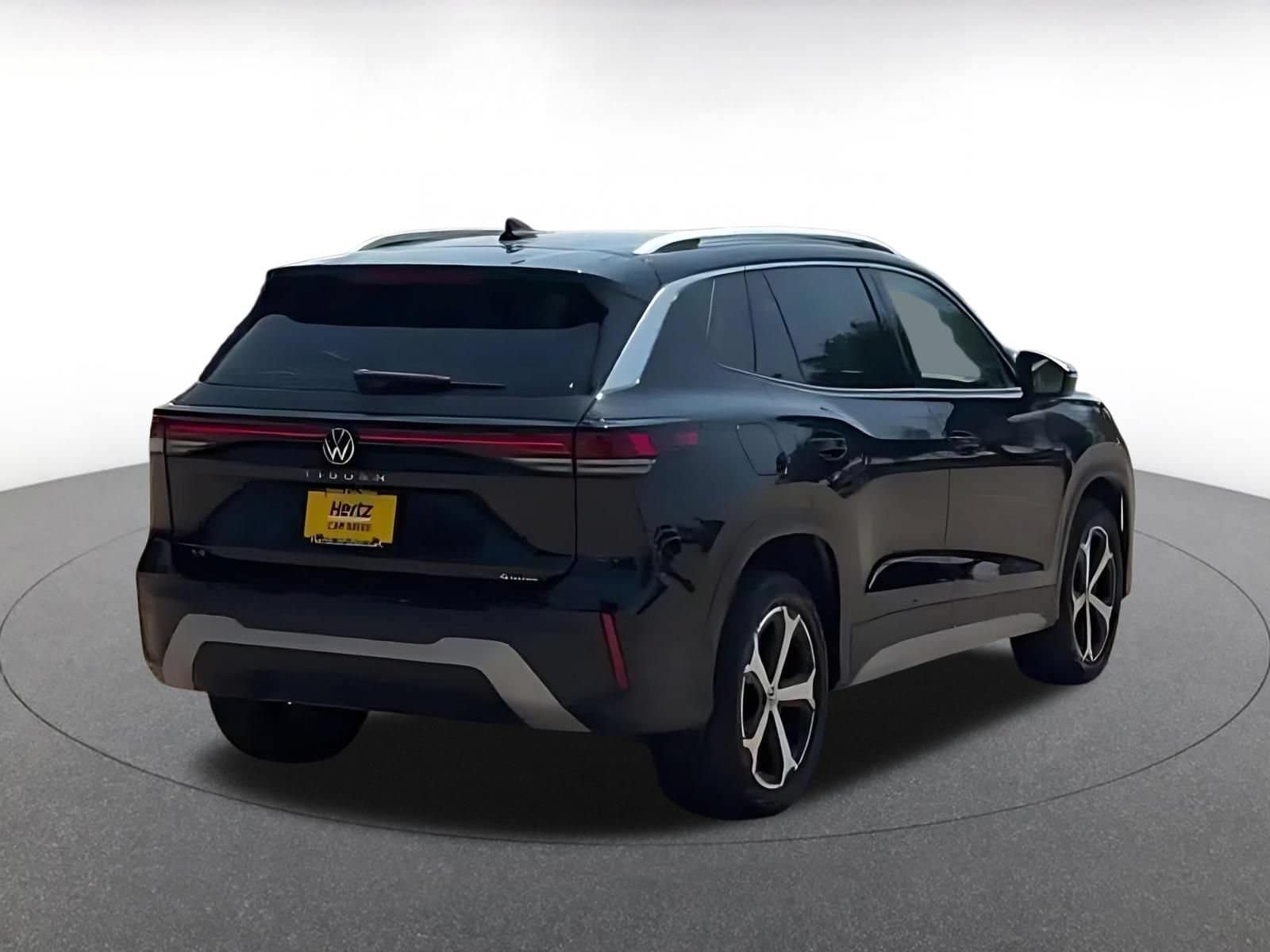 Thumbnail: 2026 Volkswagen Tiguan - 14