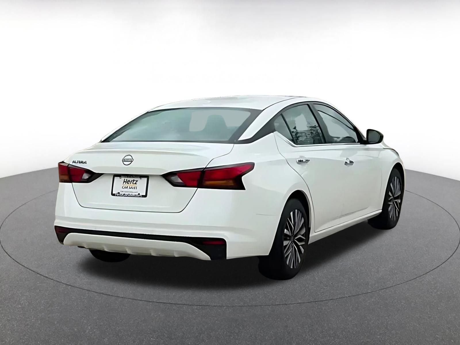 Thumbnail: 2025 Nissan Altima - 14