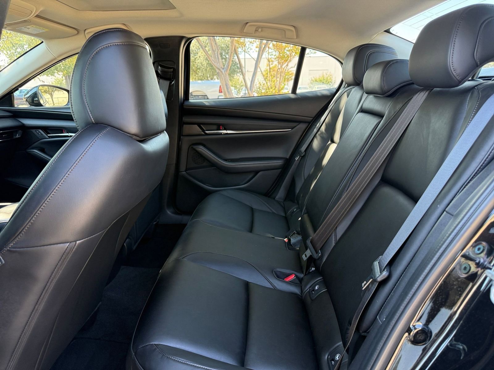 Thumbnail: 2025 Mazda Mazda3 - 25