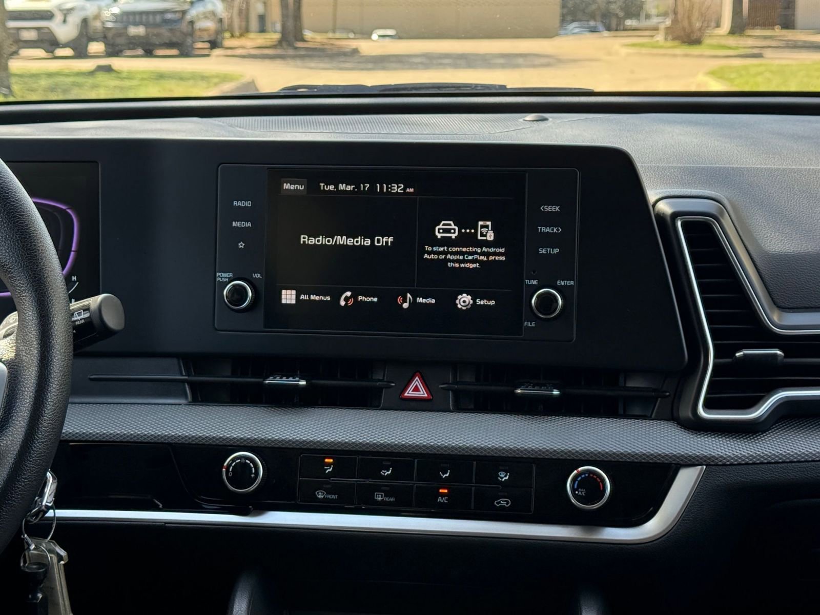 Thumbnail: 2025 Kia Sportage - 17