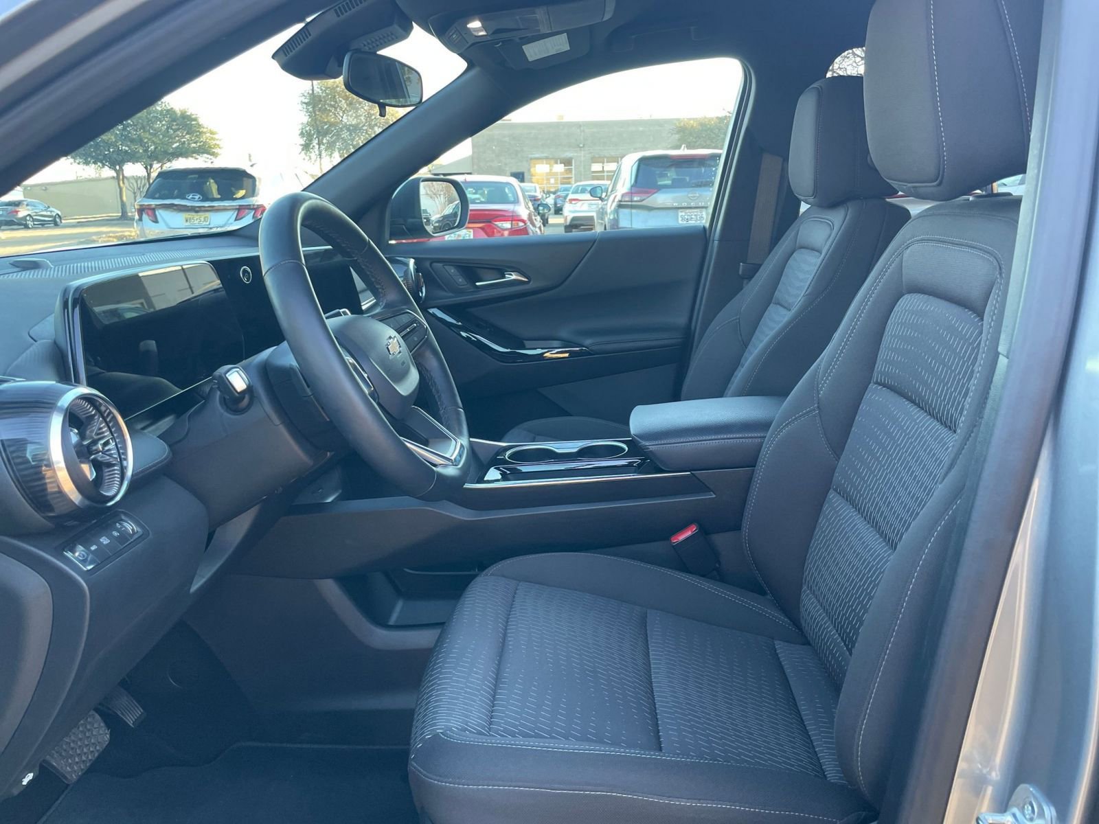 Thumbnail: 2025 Chevrolet Equinox - 27