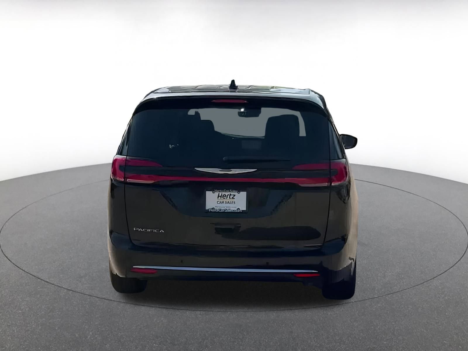Thumbnail: 2024 Chrysler Pacifica - 12