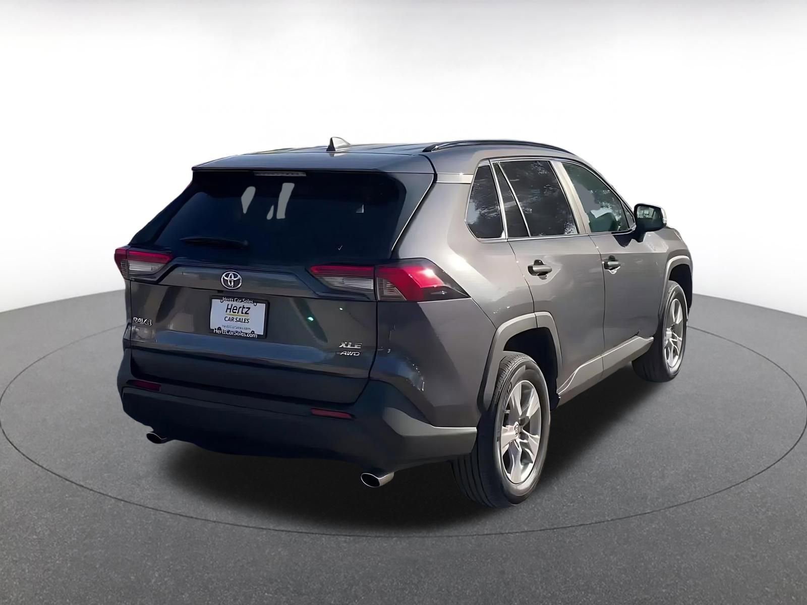 Thumbnail: 2025 Toyota RAV4 - 14