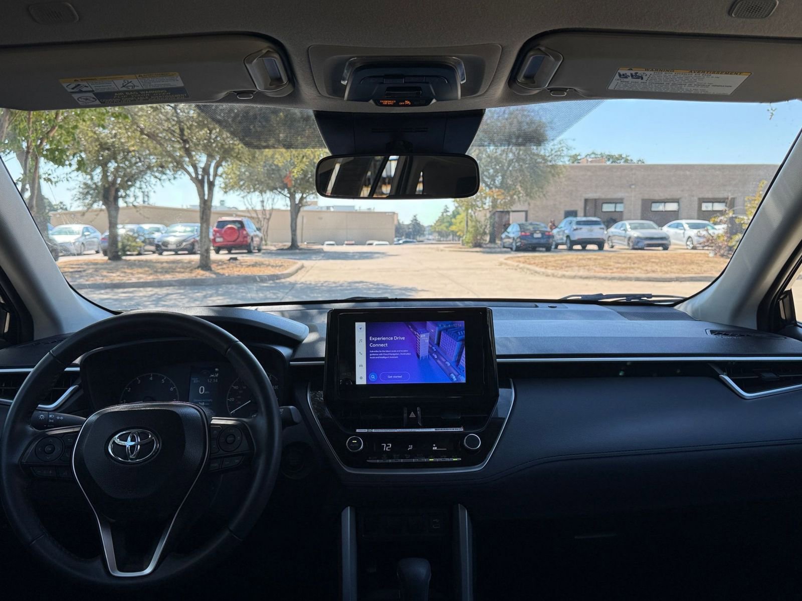 Thumbnail: 2025 Toyota Corolla Cross - 33