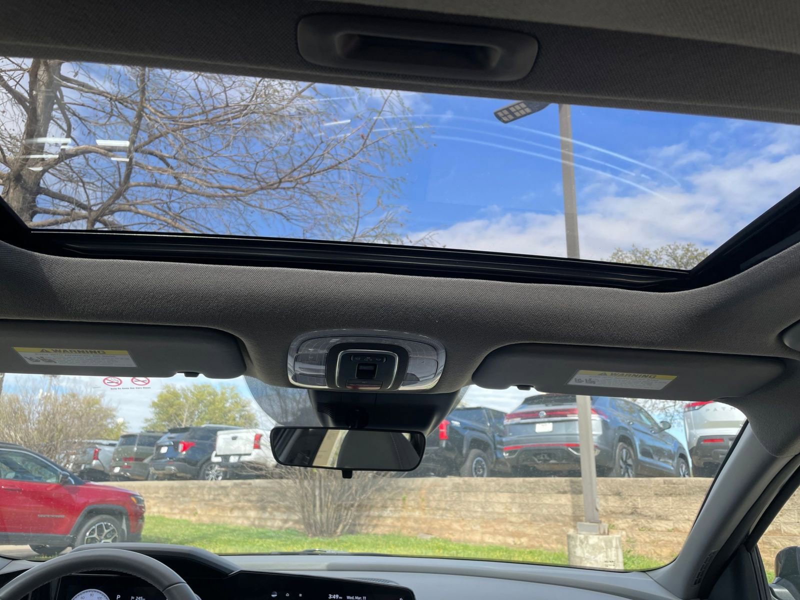 Thumbnail: 2025 Hyundai Elantra - 32