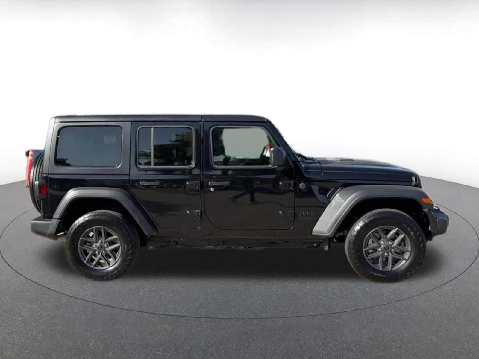 Thumbnail: 2025 Jeep Wrangler - 16