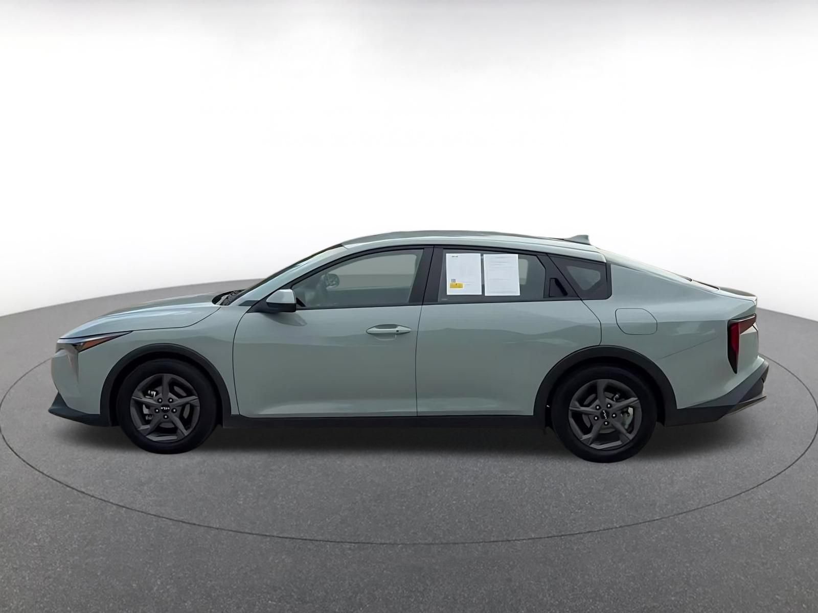 Thumbnail: 2025 Kia K4 - 9