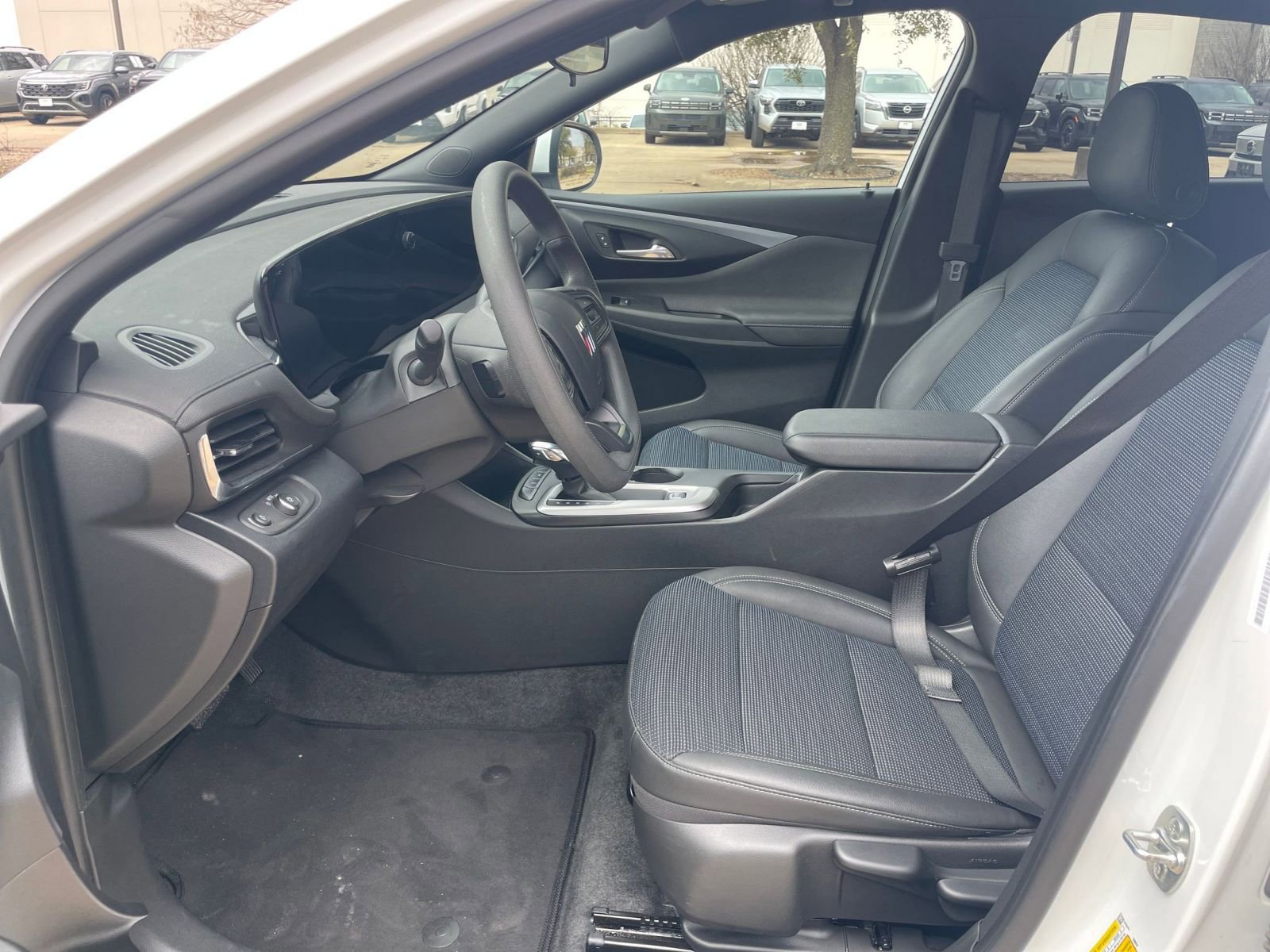 Thumbnail: 2025 Buick Envista - 30