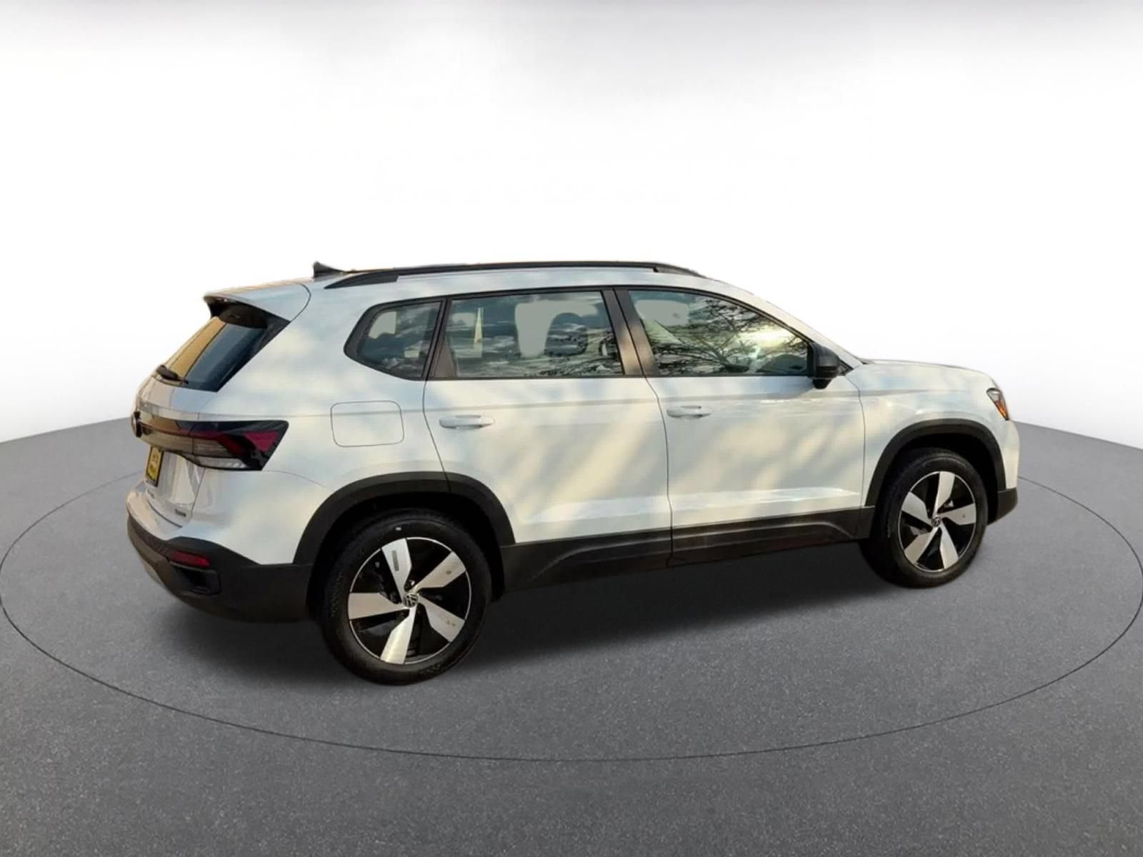 Thumbnail: 2026 Volkswagen Taos - 12
