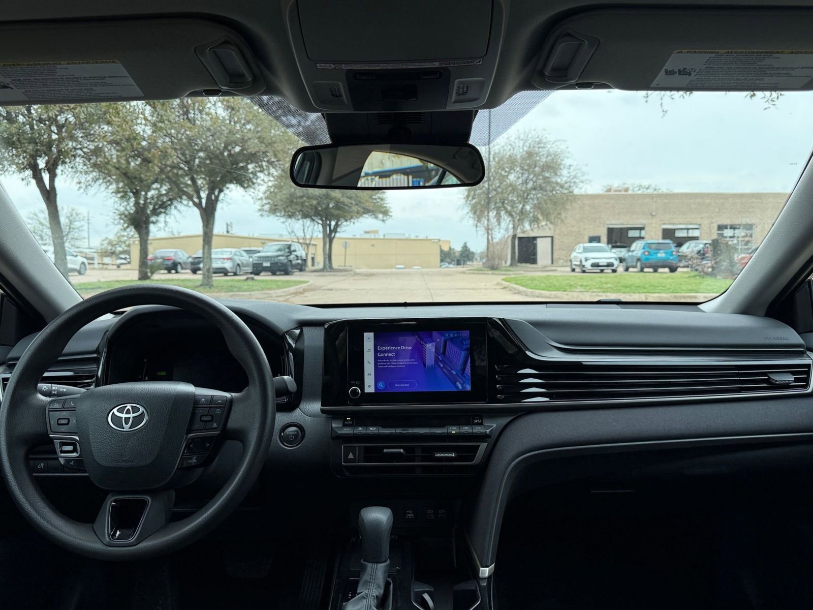 Thumbnail: 2025 Toyota Camry - 33