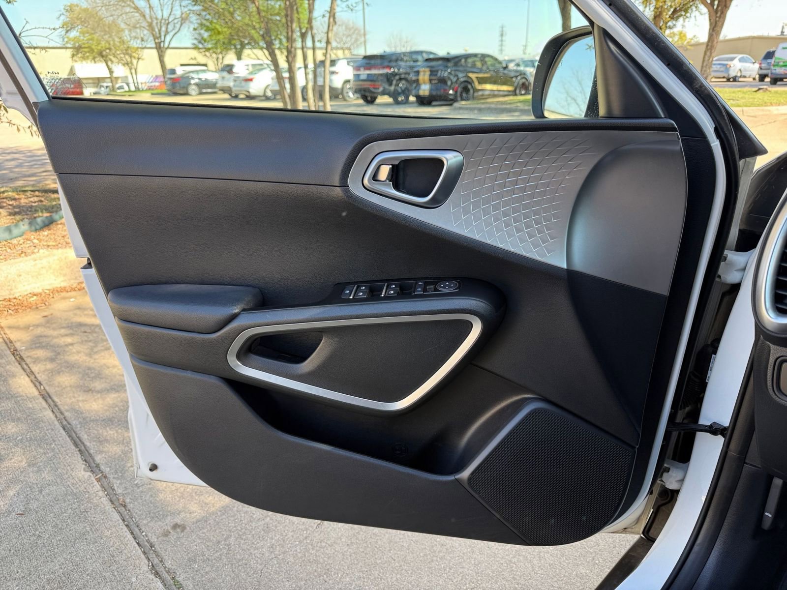 Thumbnail: 2025 Kia Soul - 18