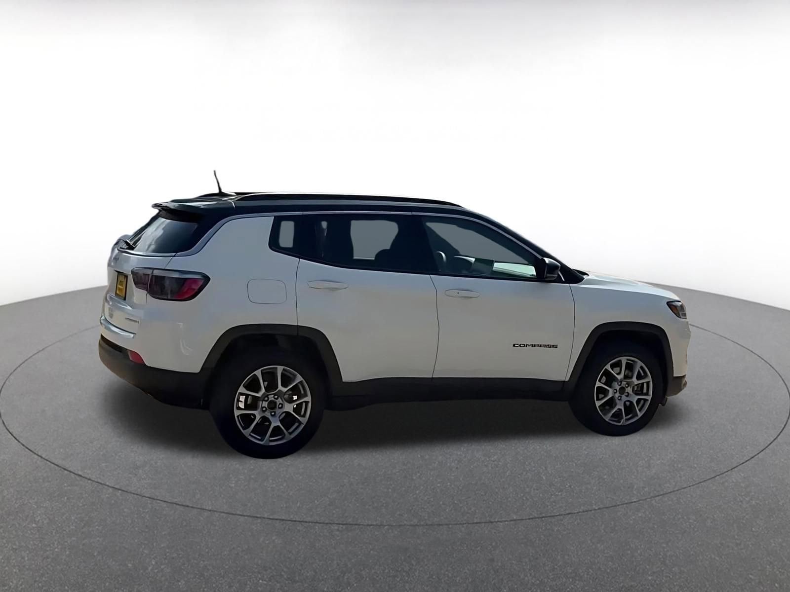 Thumbnail: 2025 Jeep Compass - 15