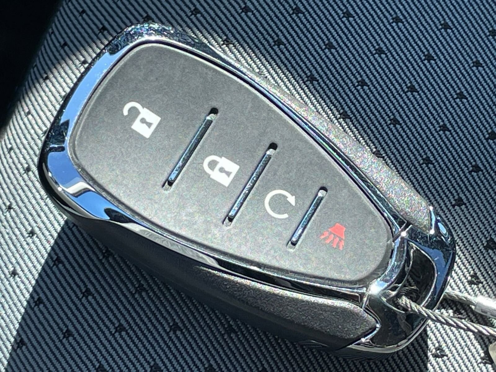 Thumbnail: 2025 Chevrolet Trax - 21