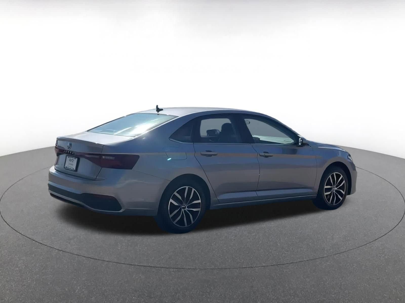 Thumbnail: 2025 Volkswagen Jetta - 14