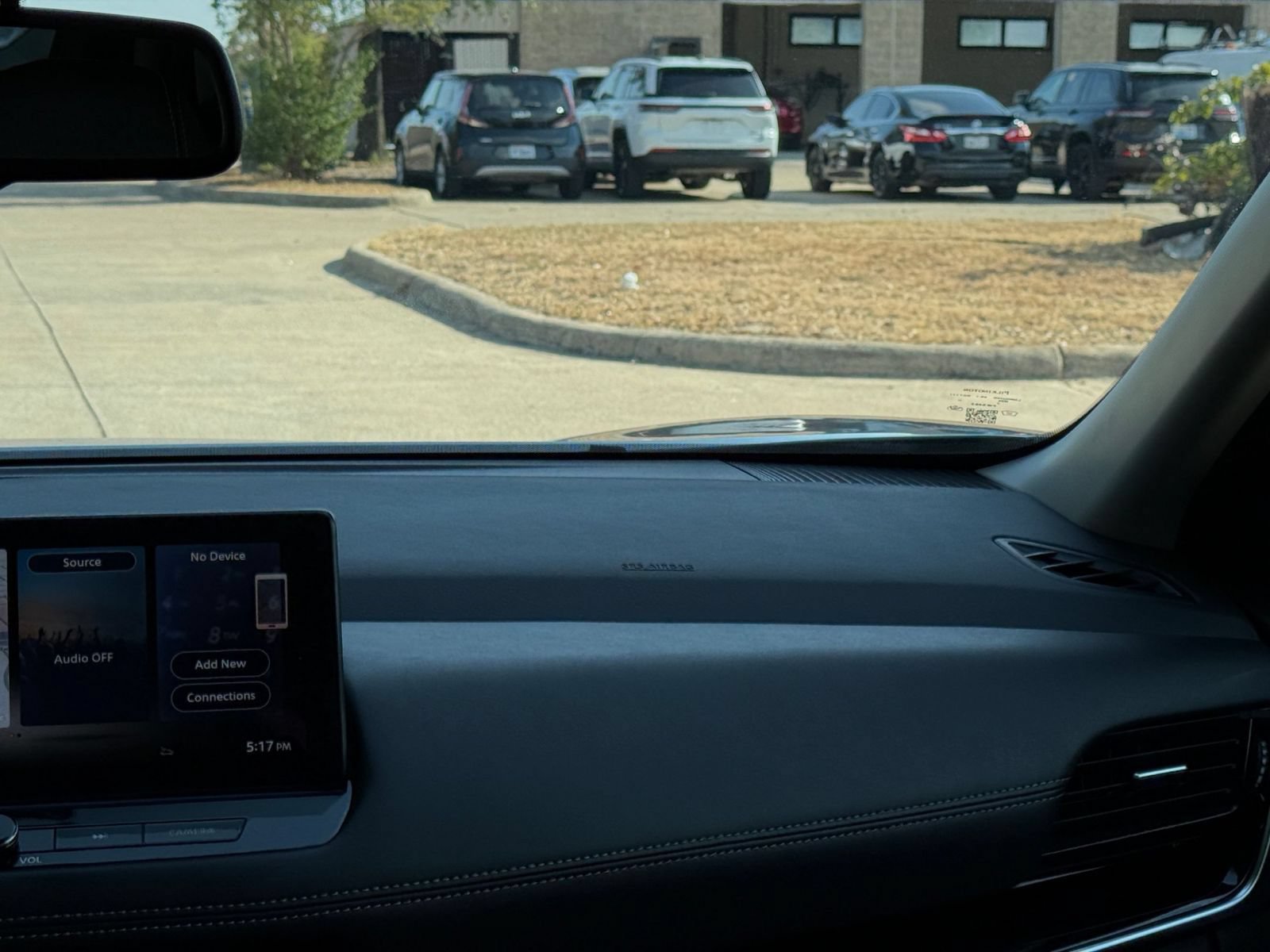 Thumbnail: 2026 Nissan Rogue - 32