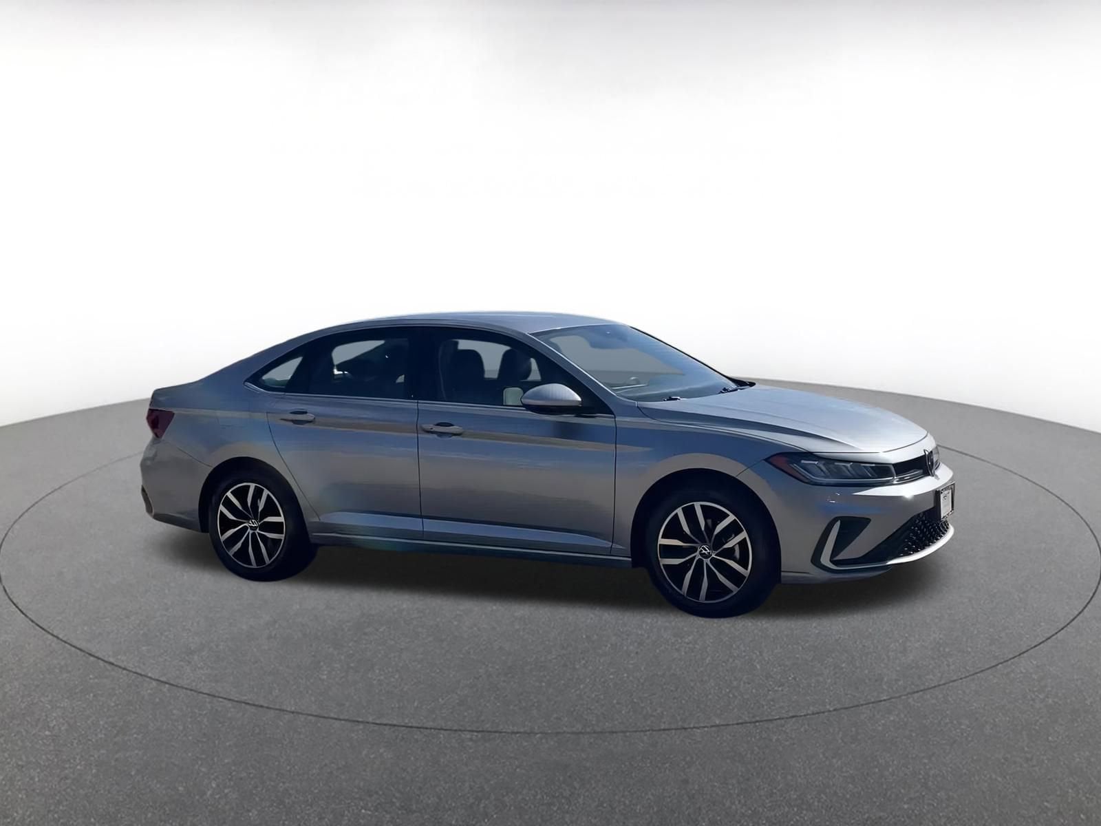 Thumbnail: 2025 Volkswagen Jetta - 2